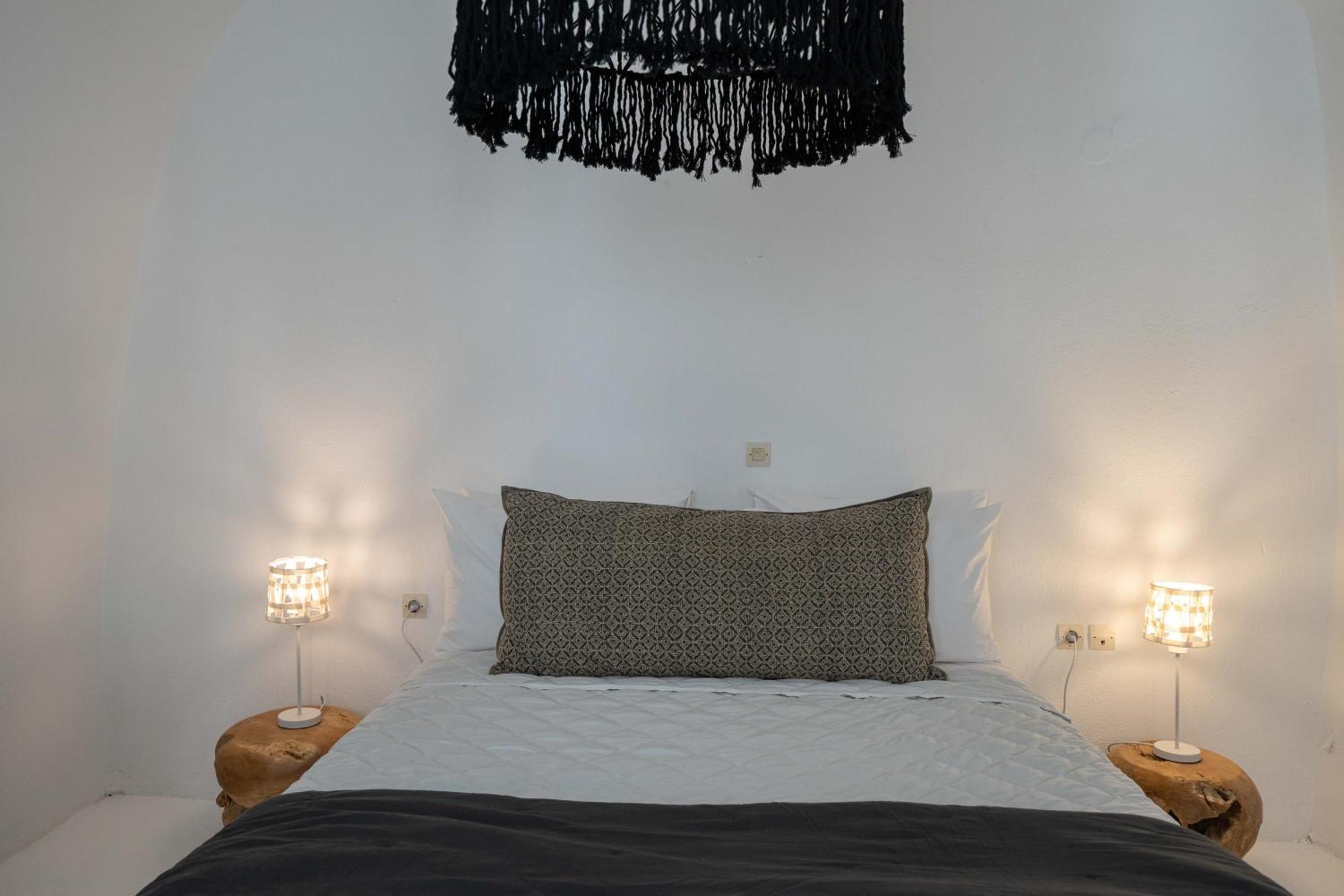 The Magic Luxury Cave Suites Vóthon Esterno foto