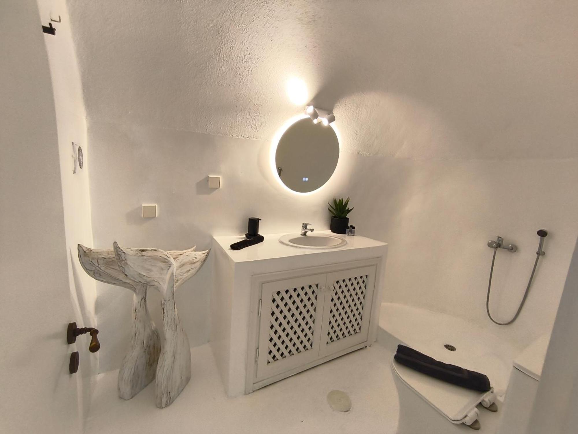 The Magic Luxury Cave Suites Vóthon Esterno foto